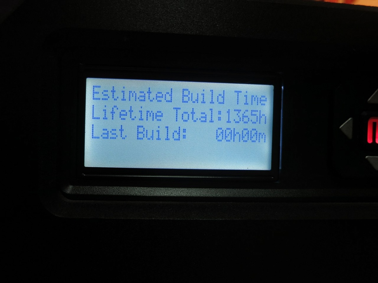 Продаем MakerBot Replicator 2