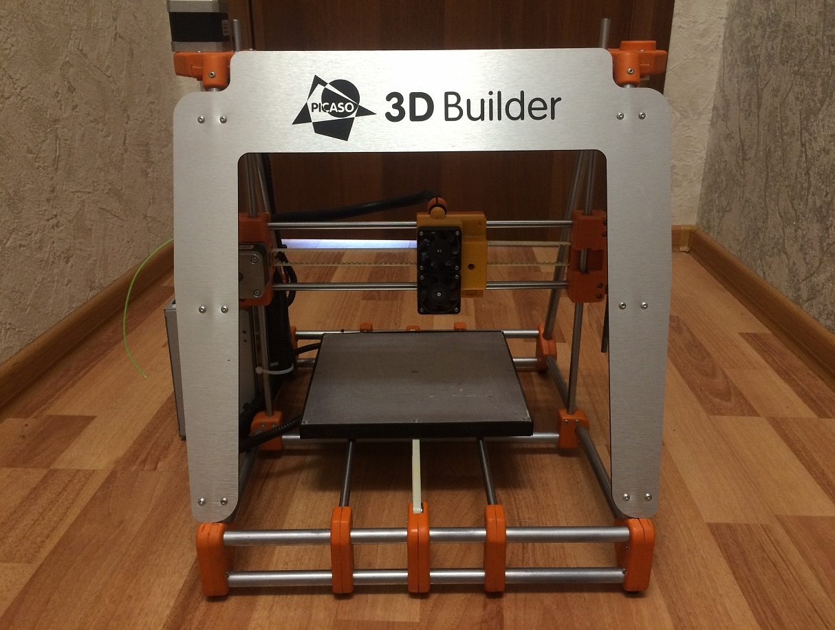 Продаю PICASO 3D BUILDER