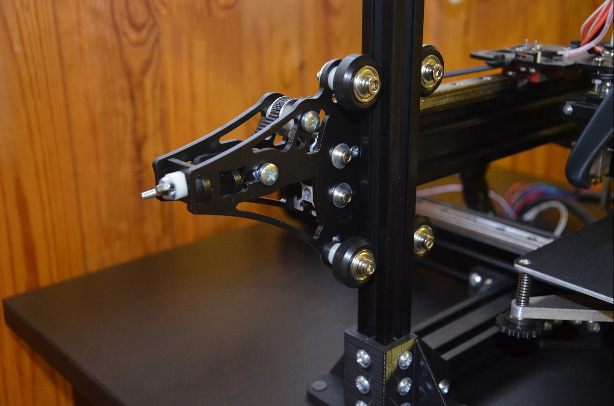 Продам 3D принтер, жесткий, на рельсах, алюминиевый. 