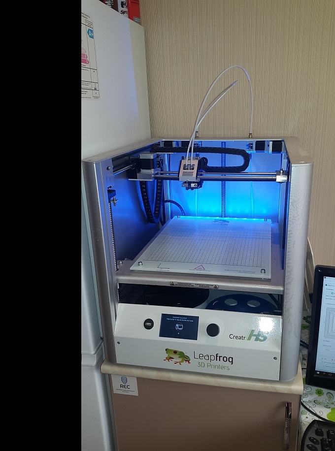 Leapfrog Creatr HS  Leapfrog Creatr HS