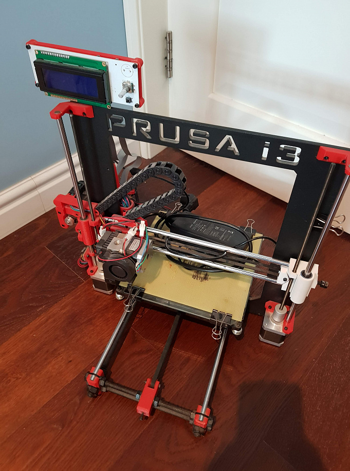 Продам prusa i3 hephestos
