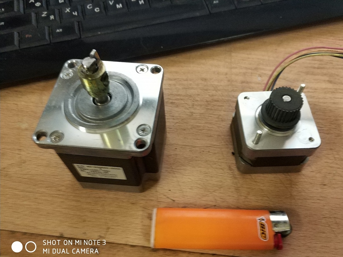 Продам шаговые двигатели, аналоги nema23 nema17
