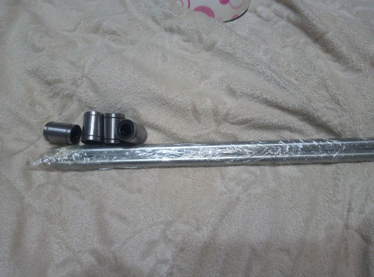 валы с линейными подшипниками 