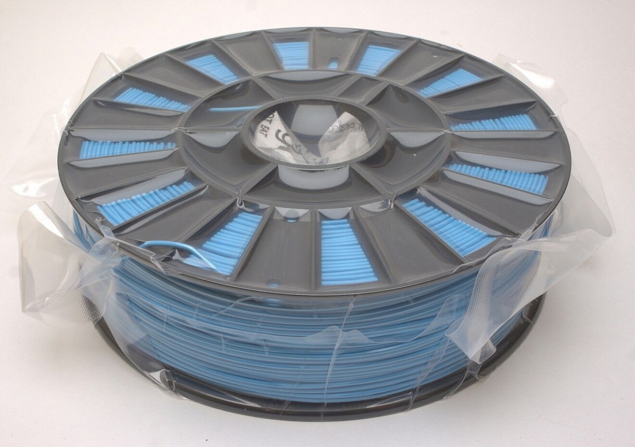 Продам или обменяю пластик 1,75 мм на 3 мм Продам или обменяю пластик 1,75 мм на 3 мм