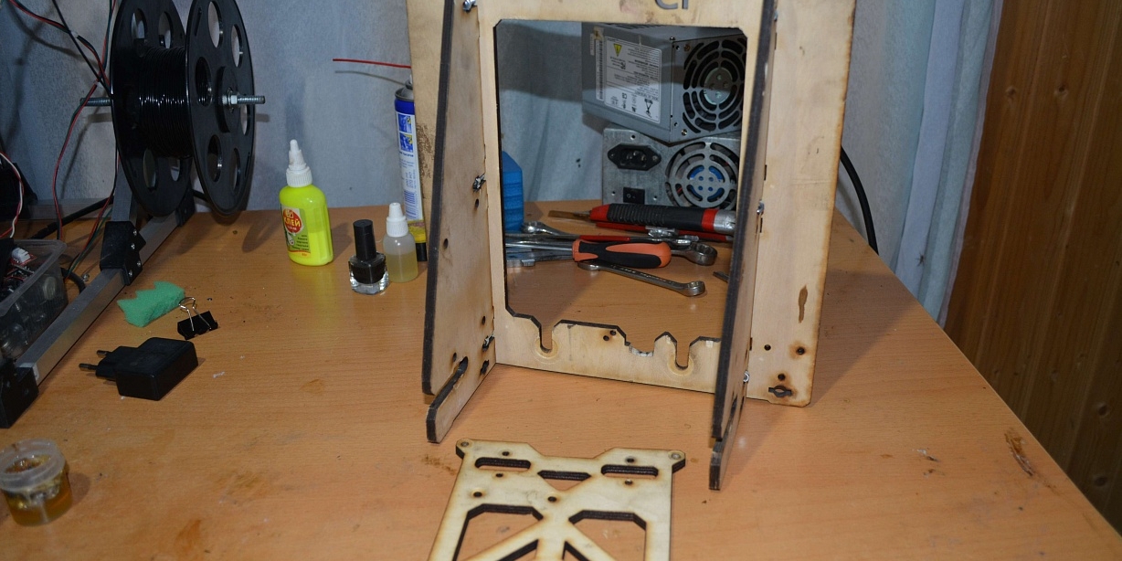 Продам б/у раму и пластиковые детали Prusa mini i3 Продам б/у раму и пластиковые детали Prusa mini i3