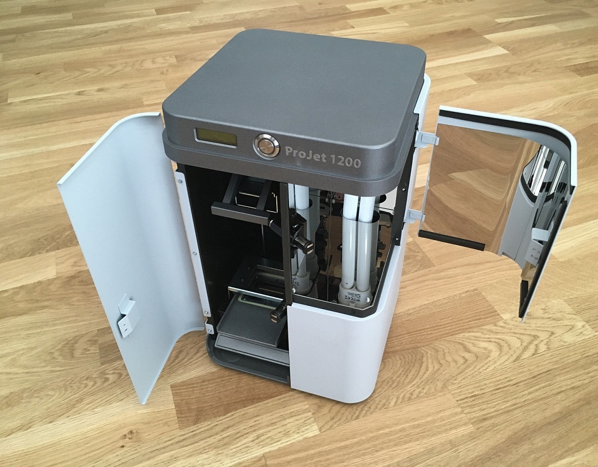 Продам Projet 1200 1200