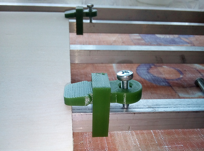 Kelepçe (Plastik Aparattır!!!)