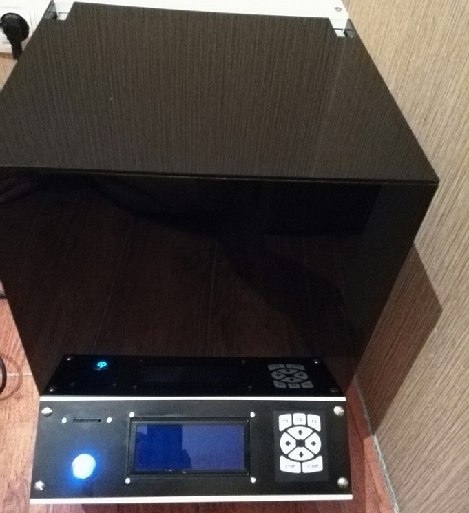 продам SLA 3D принтер сверхвысокого разрешения.