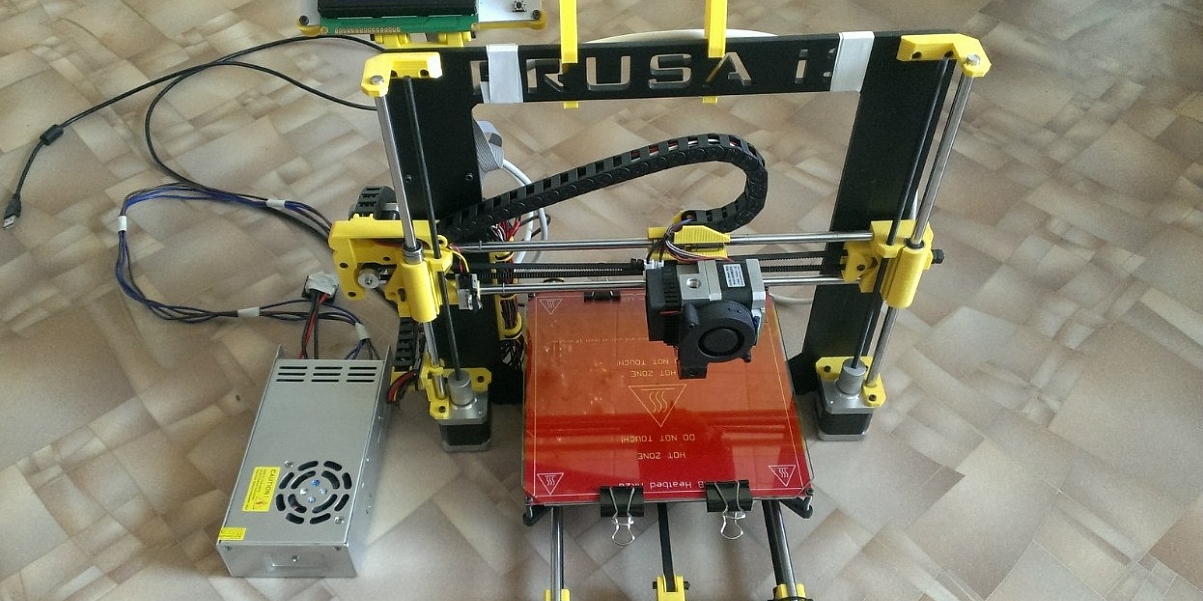 Prusa i3 Hephestos с подогреваемой платформой