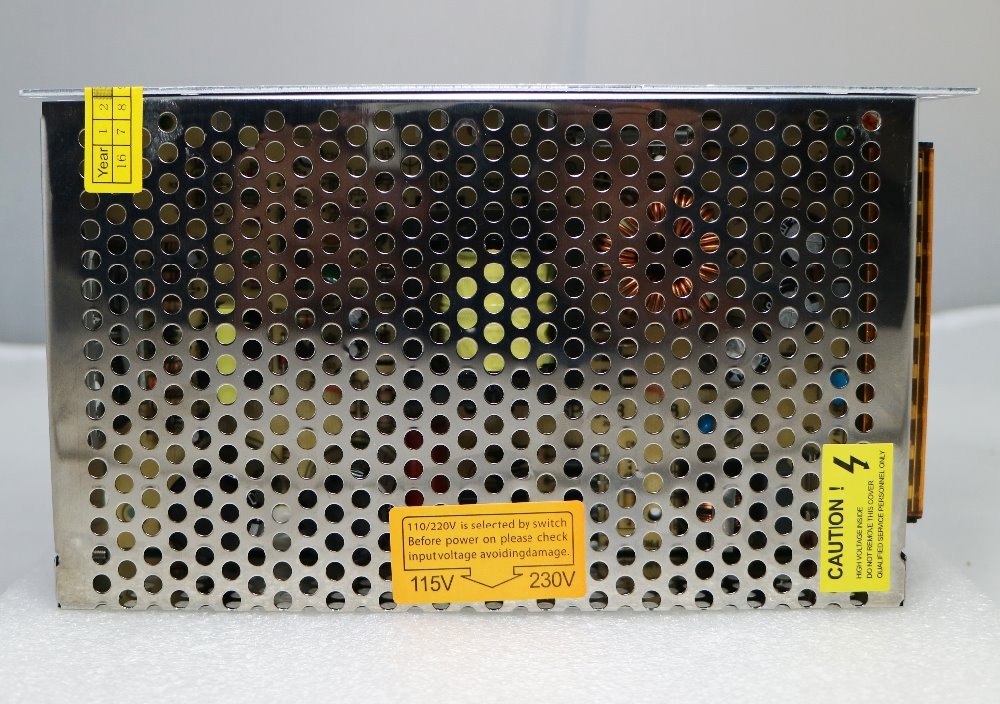 Источник питания: S-250-12 Источник питания: S-250-12