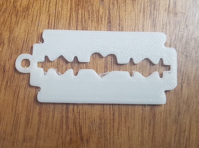 Bıçak kolye (Plastik Aparattır!!!)