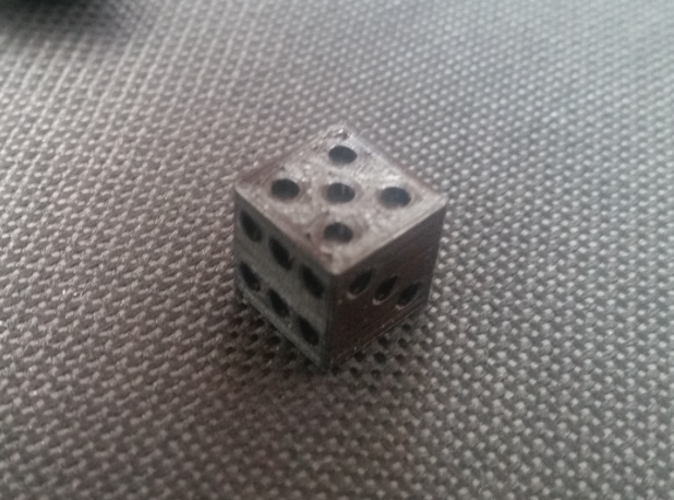 Zar 10x10mm (Plastik Aparattır!!!)