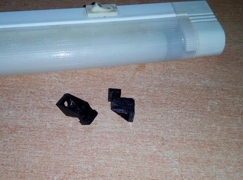 Floresan lambanın montajı (Plastik Aparattır!!!)