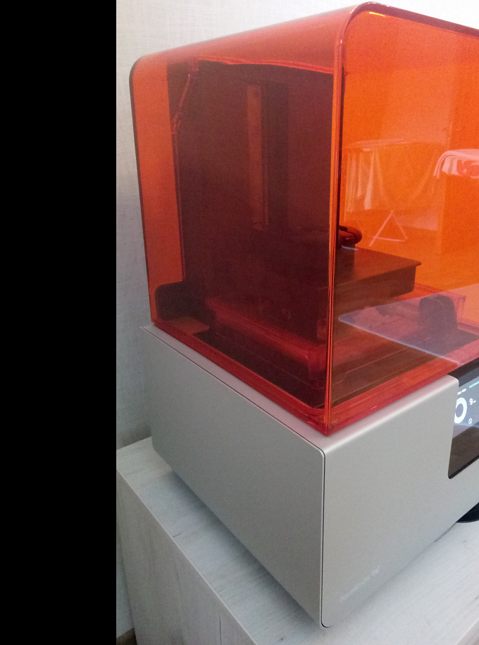 Продам 3д принтер SLA Form2 (Formlabs)