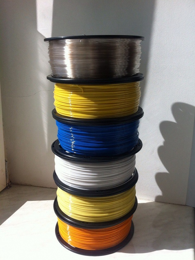 Продаю PET-G ( petg ) катушки по 1кг