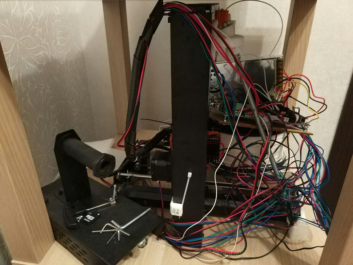 Продам Wanhao i3 на запчасти