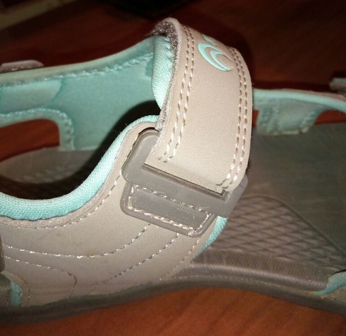 Необходимо напечатать крепление ремешка сандали или "вот что собака натворила"