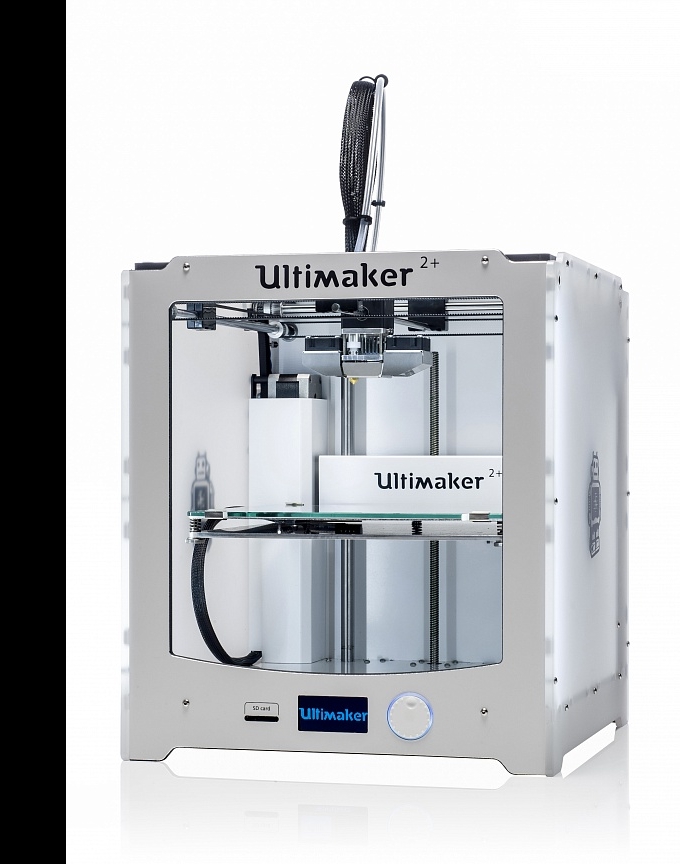 Продам ultimaker 2+ на гарантии 