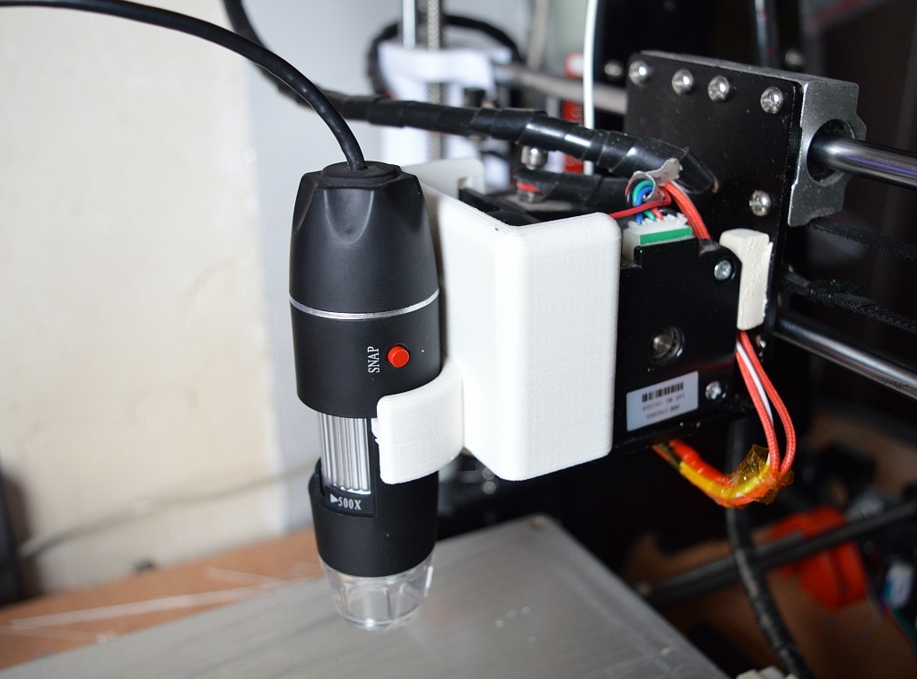 USB mikroskop Anet A8'e monte edilir (Plastik Aparattır!!!)