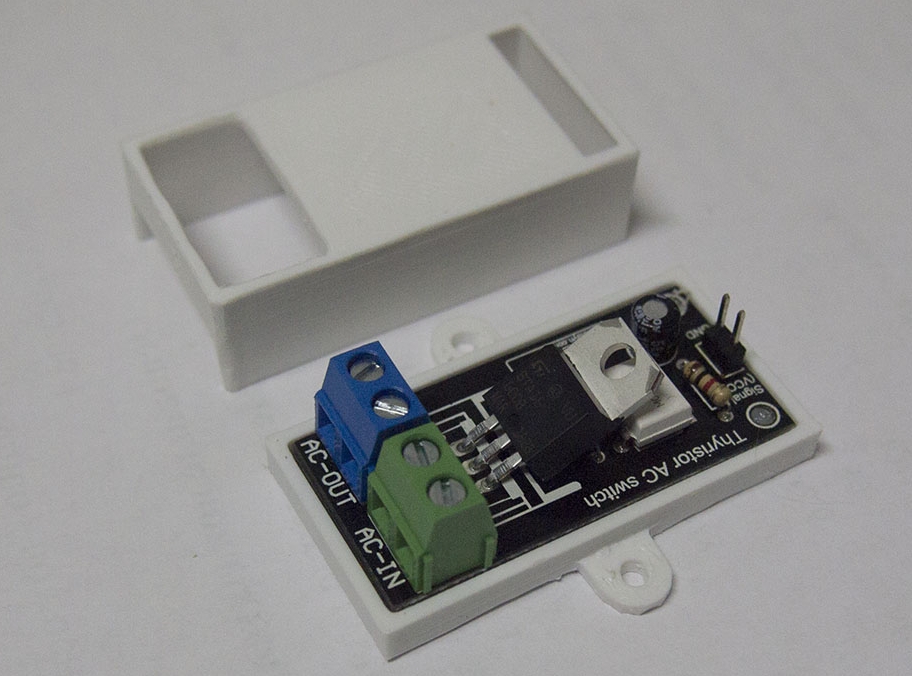 Robotdyn triyak modülü için muhafaza (Plastik Aparattır!!!)