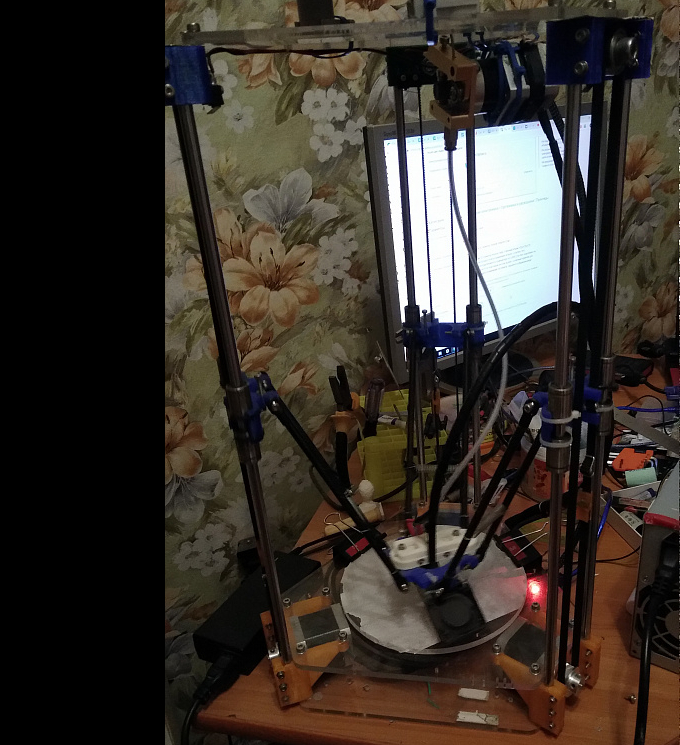 Продам 3D принтер Rostok Delta by Czar