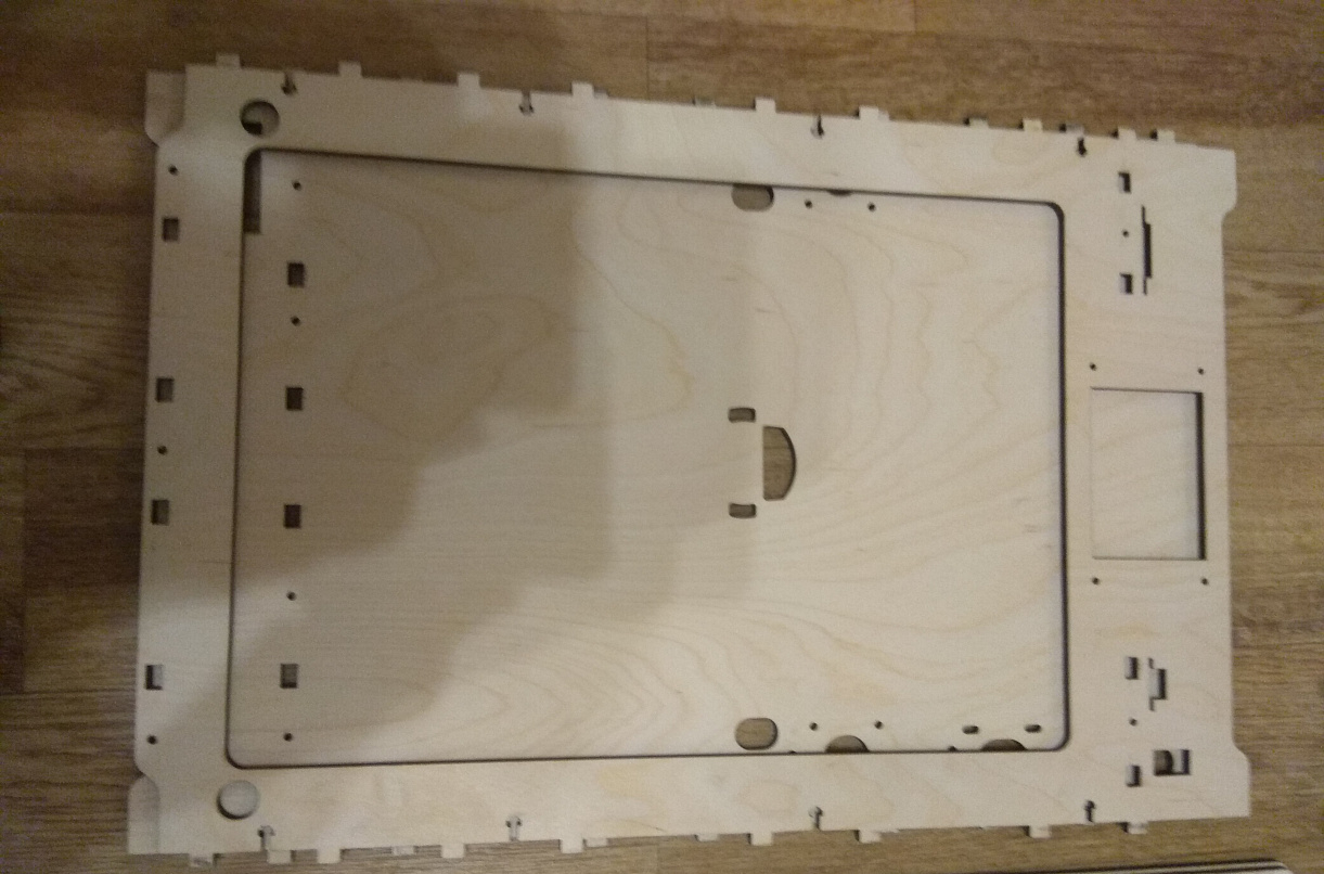 Продам корпус ULTIMAKER , из фанеры 6 мм 