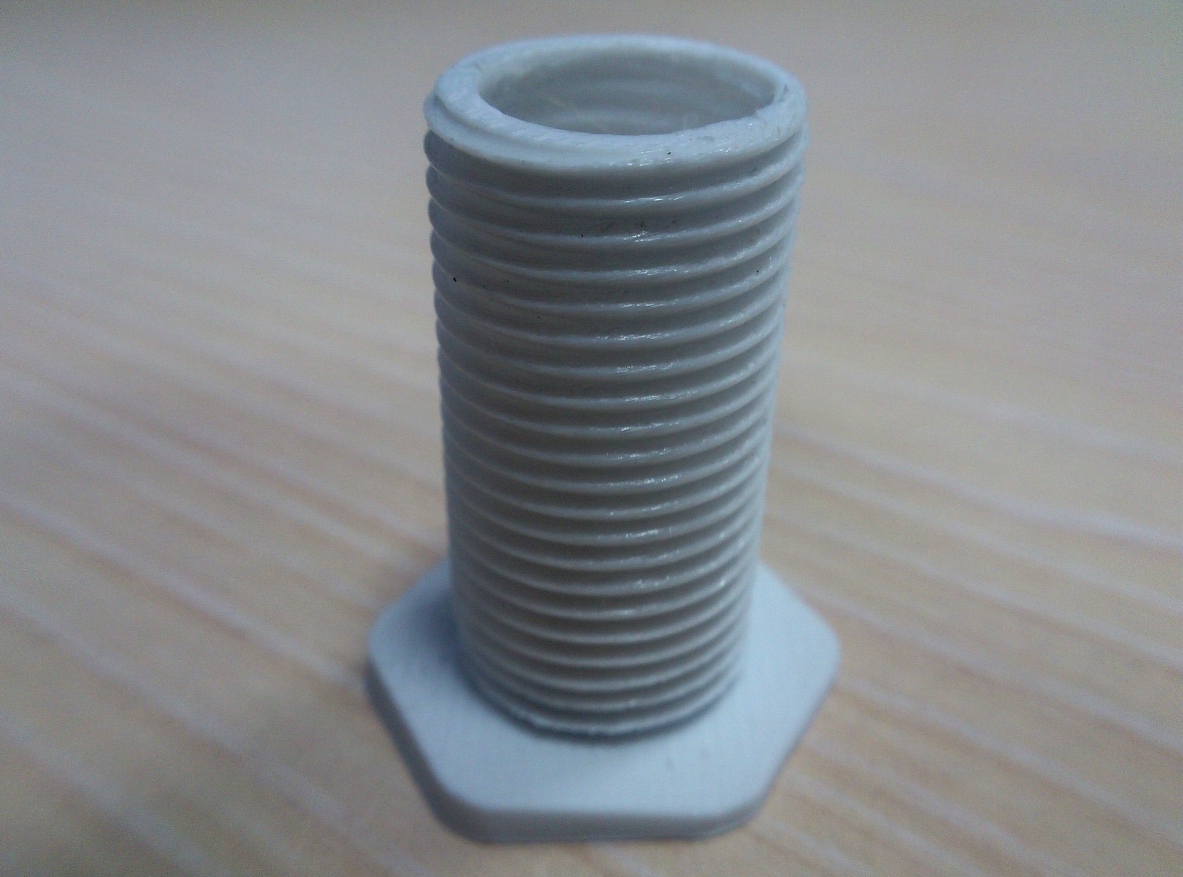 1/2“ konteyner için çıkış (Plastik Aparattır!!!)