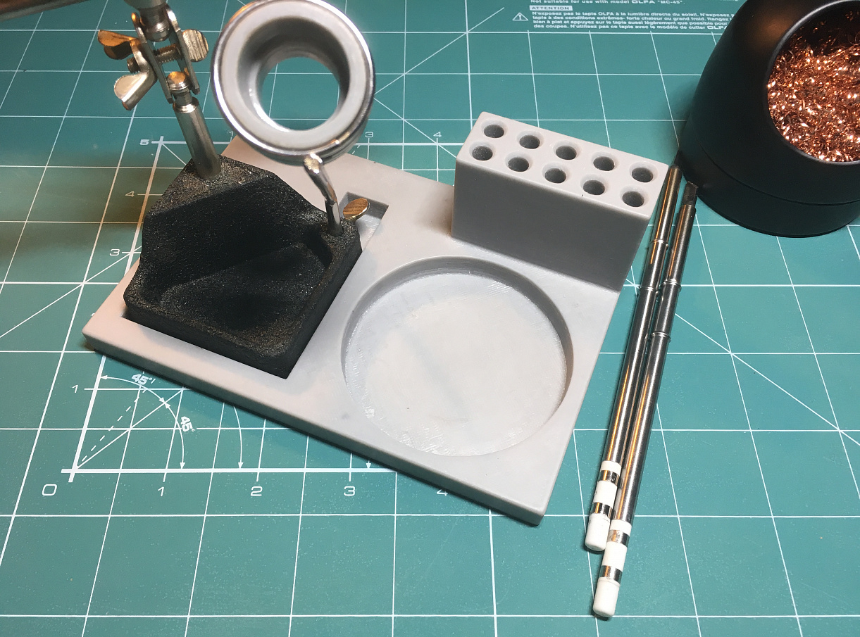 Hakko T12 lehimleme istasyonu klonu için lehimleme aksesuarları düzenleyicisi (Plastik Aparattır!!!) Hakko T12 lehimleme istasyonu klonu için lehimleme aksesuarları düzenleyicisi (Plastik Aparattır!!!)