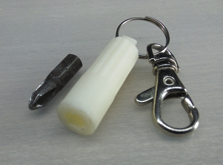 Anahtarlık tornavida (Plastik Aparattır!!!)