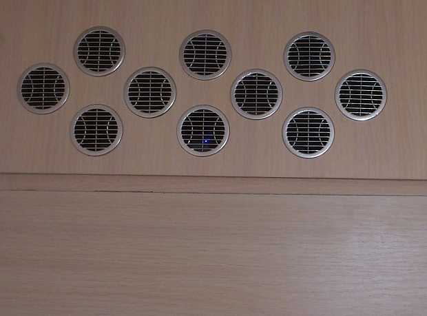 50 mm açıklık için havalandırma ızgarası (Plastik Aparattır!!!)