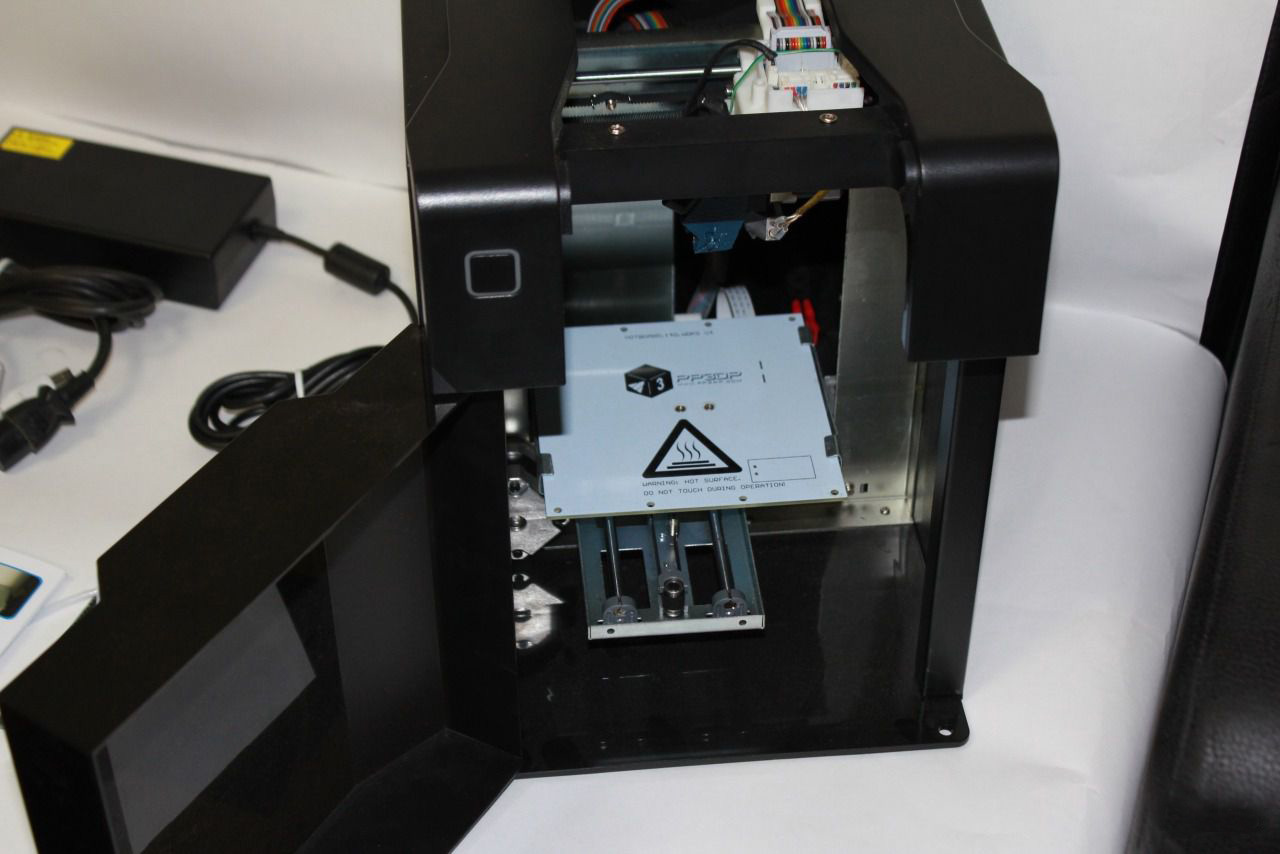 Продам Б\У 3д принтер Up! Mini Продам Б\У 3д принтер Up! Mini