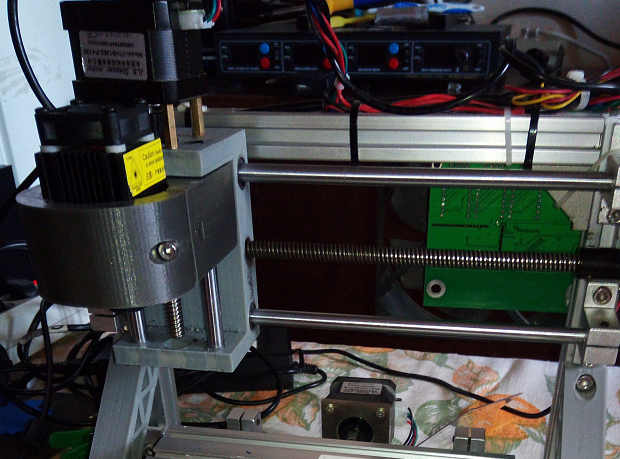 Ф45mm frezeleme takımı için mil braketi CNC1610. ve 33 mm'lik bir lazer kafası. (Plastik Aparattır!!!)