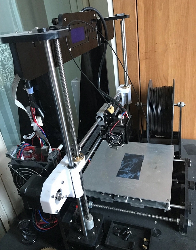 продам 3D принтер Anet a8