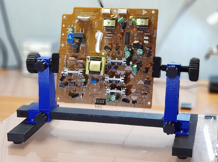 Kart sahibi (Plastik Aparattır!!!)