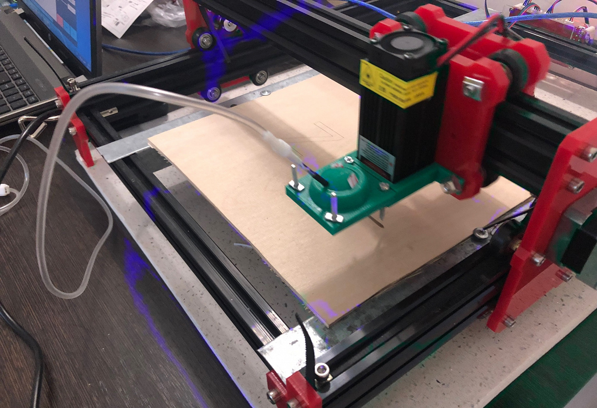 Лазерный гравер 5500, рабочая область 30х40 см