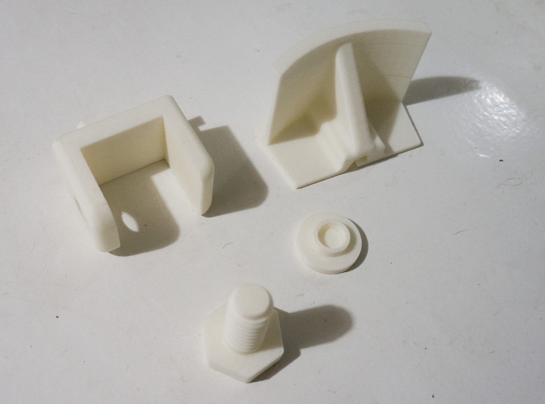 Kulaklık standı (Plastik Aparattır!!!)