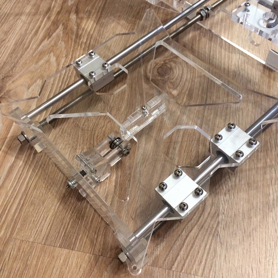 Продам акриловую раму Prusa i3 (Питер) Продам акриловую раму Prusa i3 (Питер)