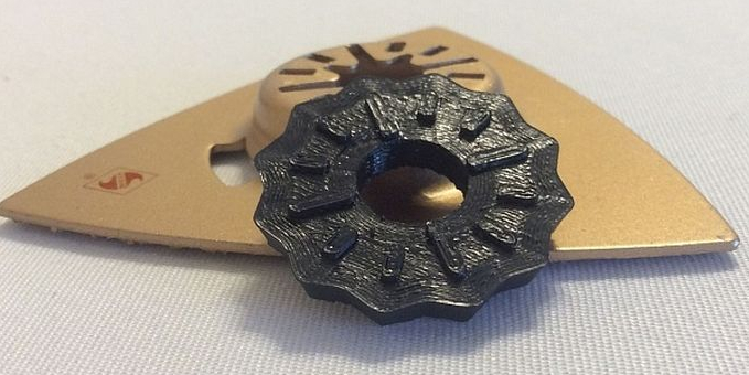 Распечатать несколько адаптеров для инструмента