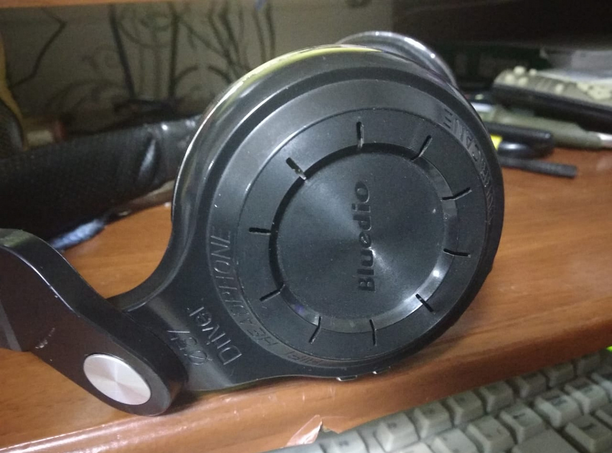 Bluedio T2 Kulaklık 165 mm'de Dushka (Plastik Aparattır!!!)