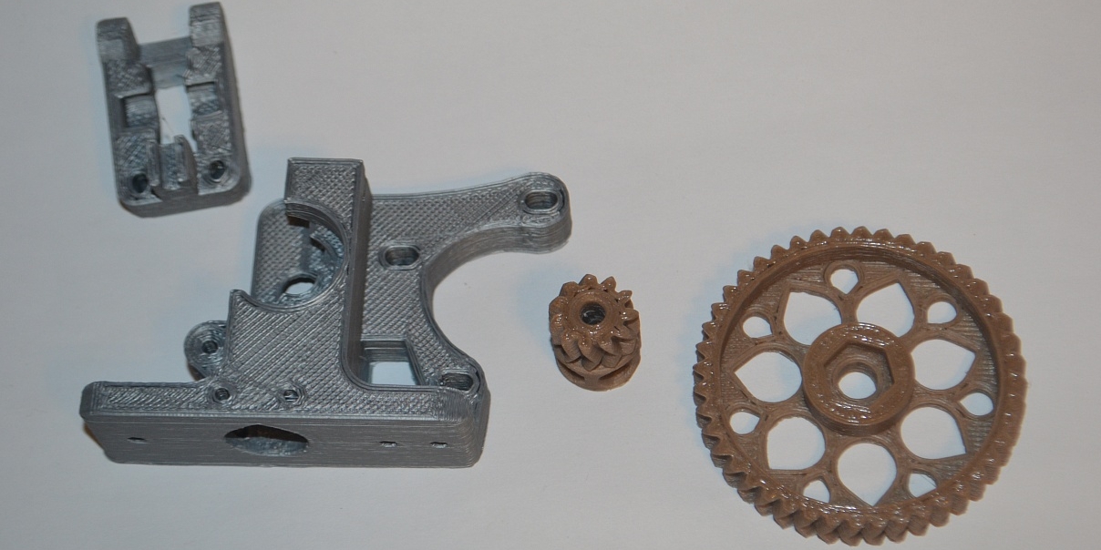 Продам набор пластиковых деталей для Prusa i2