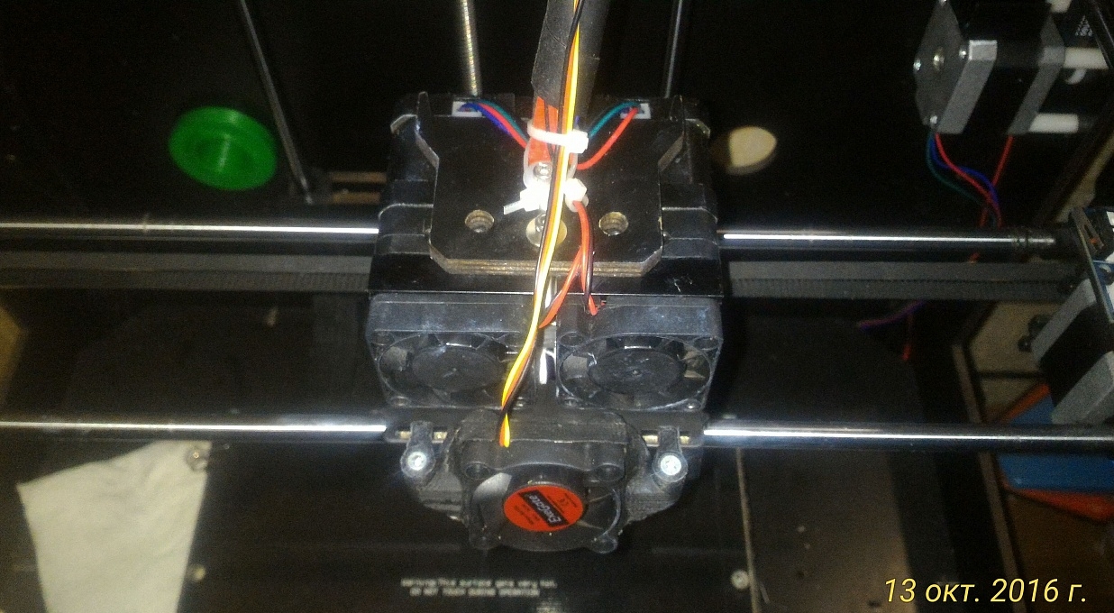 Продам 3д принтер реплику Maker Bot