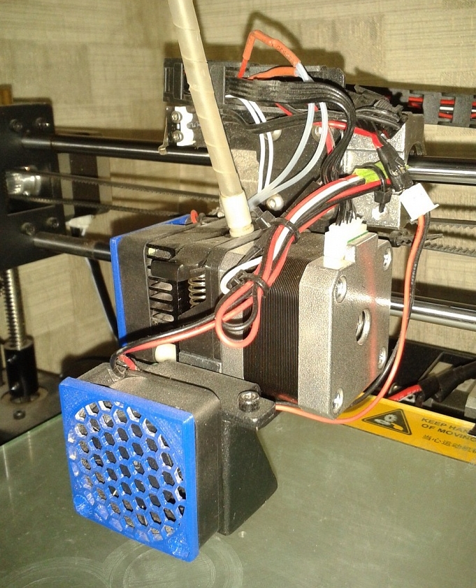 Продам wanhao i3 v.2.0