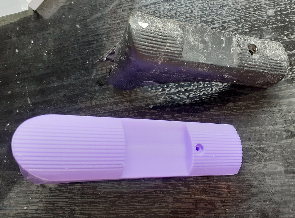 "Sibiryachka" merdiveni için destek ayağı (Plastik Aparattır!!!)