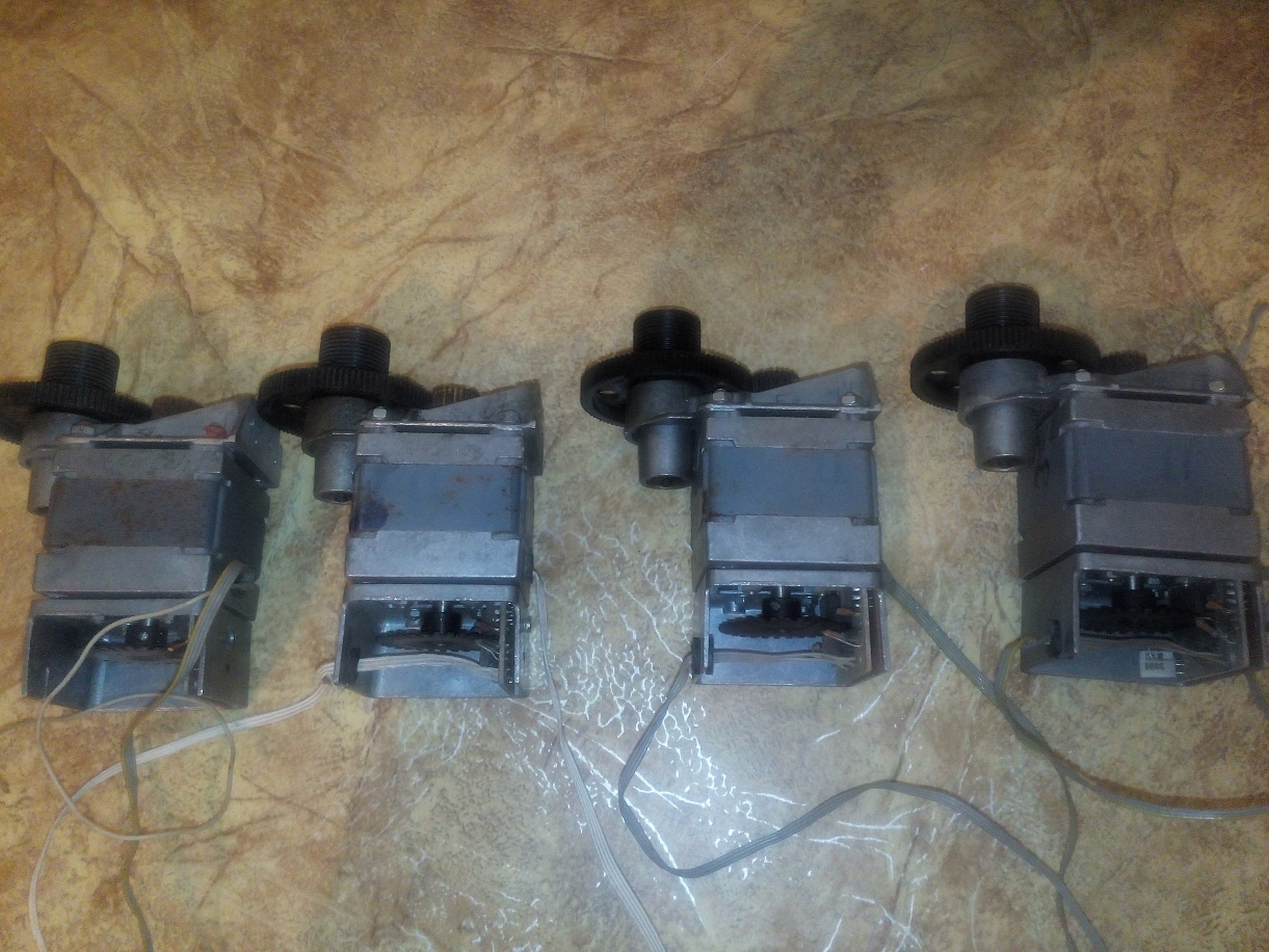 продам шаговые двигатели