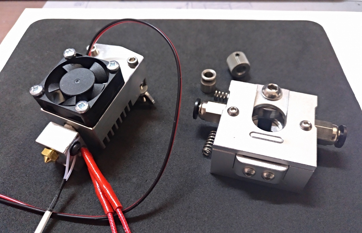 Продам 2 в 1 хотенд + экструдер бульдог