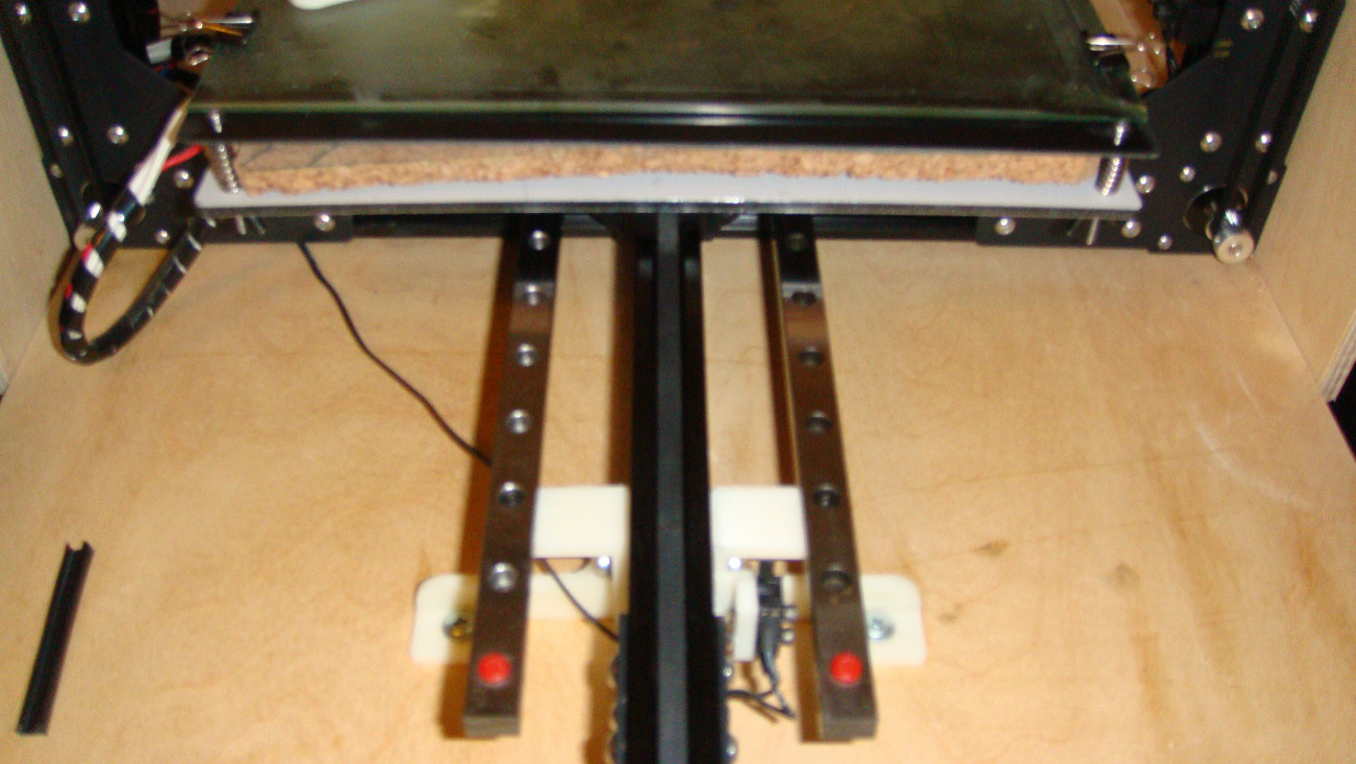 Продам 3D принтер Micromake C1 переделан полностью на рельсы (5хMGN12H) Продам 3D принтер Micromake C1 переделан полностью на рельсы (5хMGN12H)