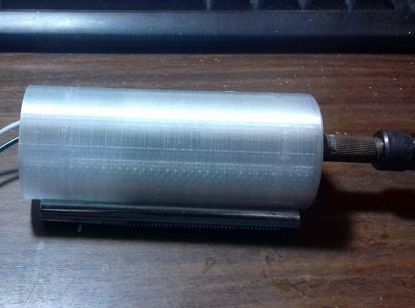 Bir okul mikroskobunun kalıntılarından mikro matkap (Plastik Aparattır!!!) Bir okul mikroskobunun kalıntılarından mikro matkap (Plastik Aparattır!!!)