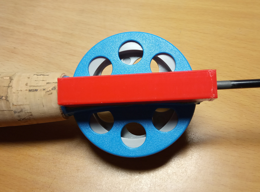 Kış oltasına uzun bir kırbaç için adaptör (Plastik Aparattır!!!)