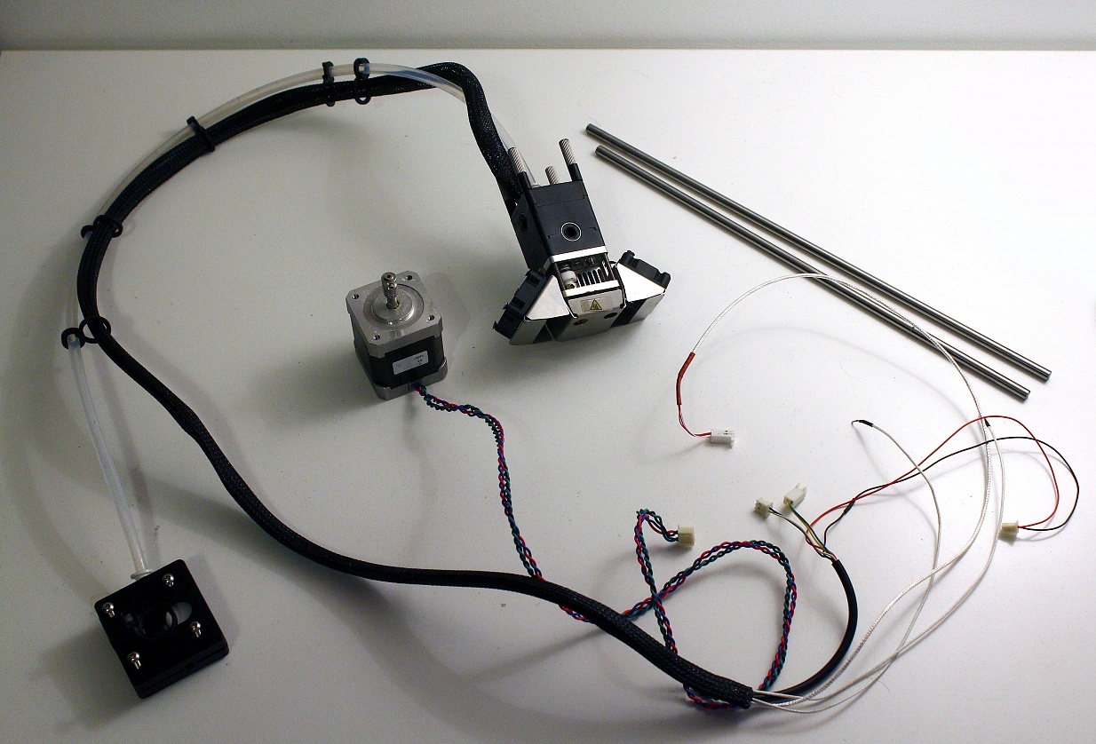 Продам б/у оригинальный "Extrusion kit" uktimaker 2