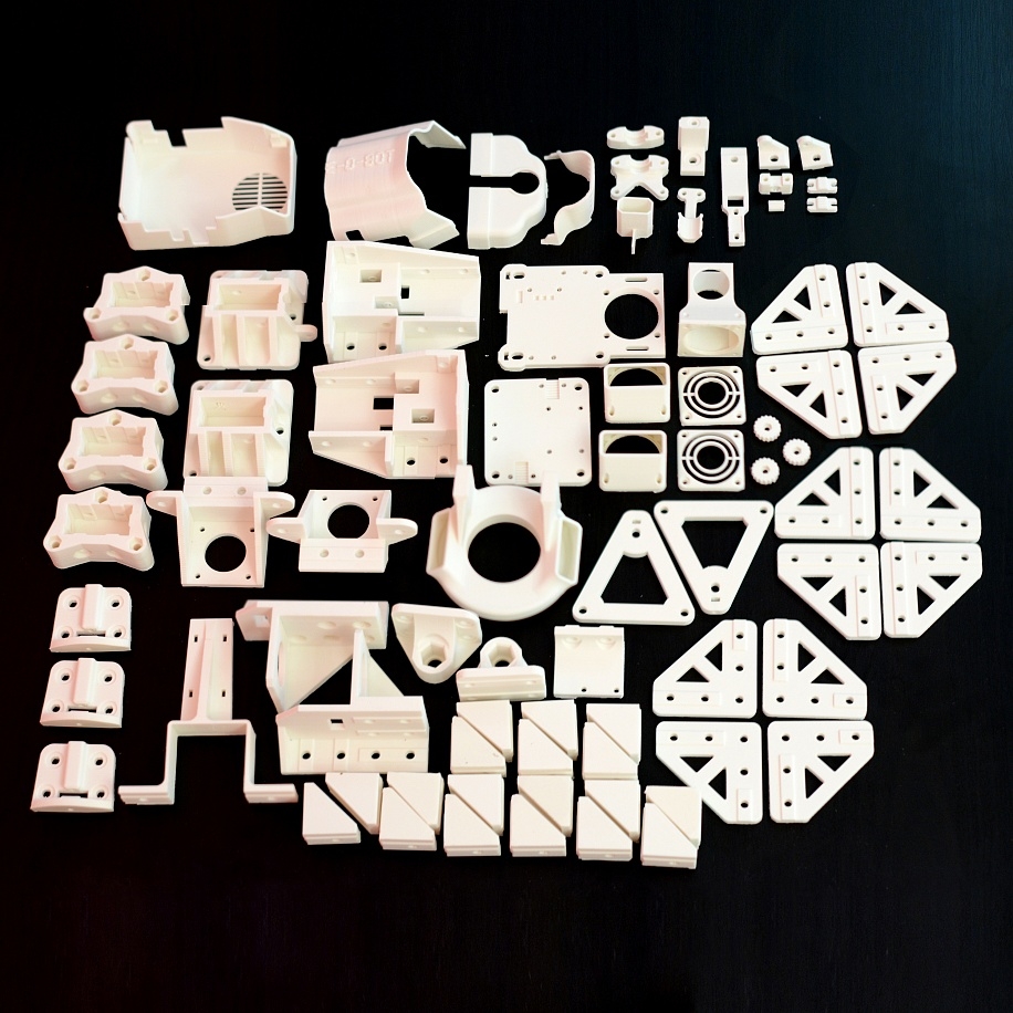 Комплект пластиковых деталей Re D Bot. 